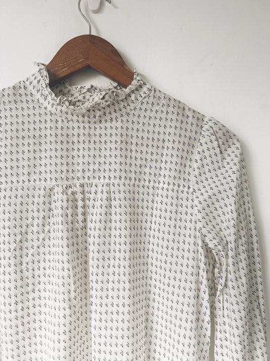 Dainty Print White Long Sleeve Blouse