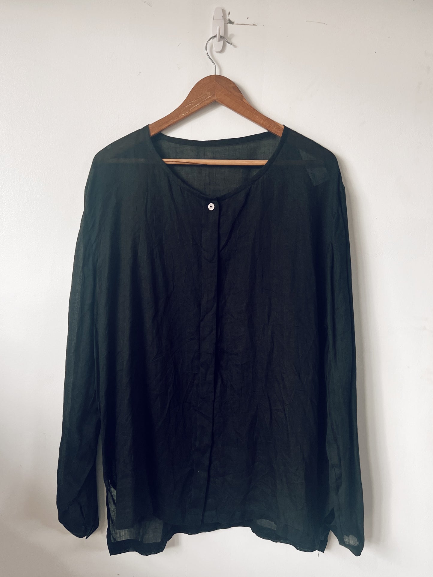 Black Flowy Long Sleeve Blouse
