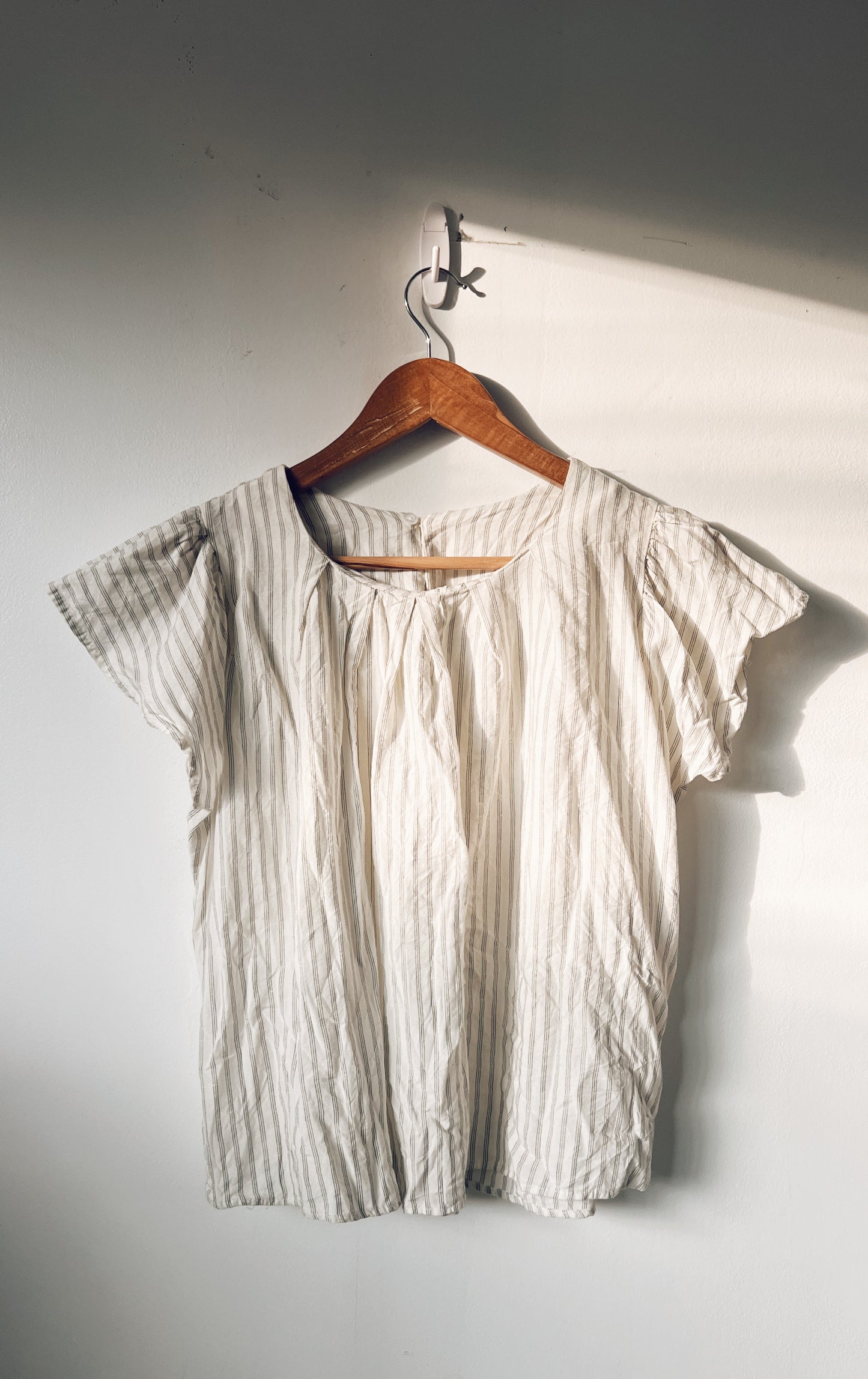 White Stripes Flutter Sleeves Blouse