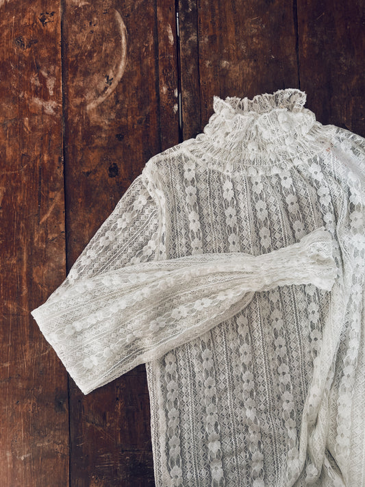 White Floral Lace Long Sleeve Blouse