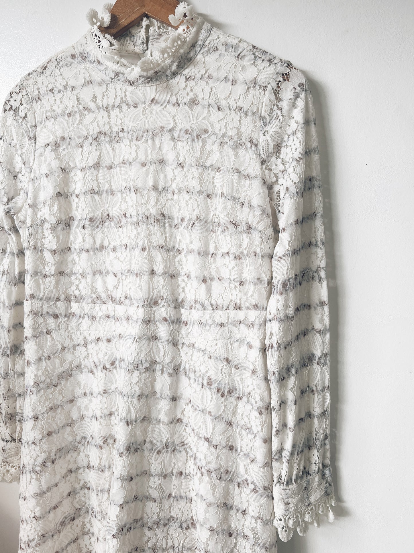 Beautiful Floral Lace Long Sleeve Dress