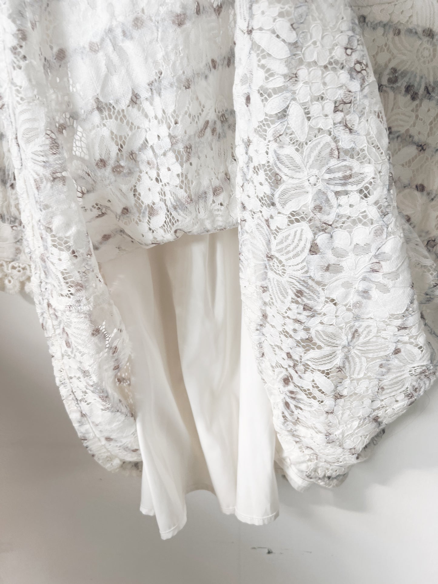 Beautiful Floral Lace Long Sleeve Dress