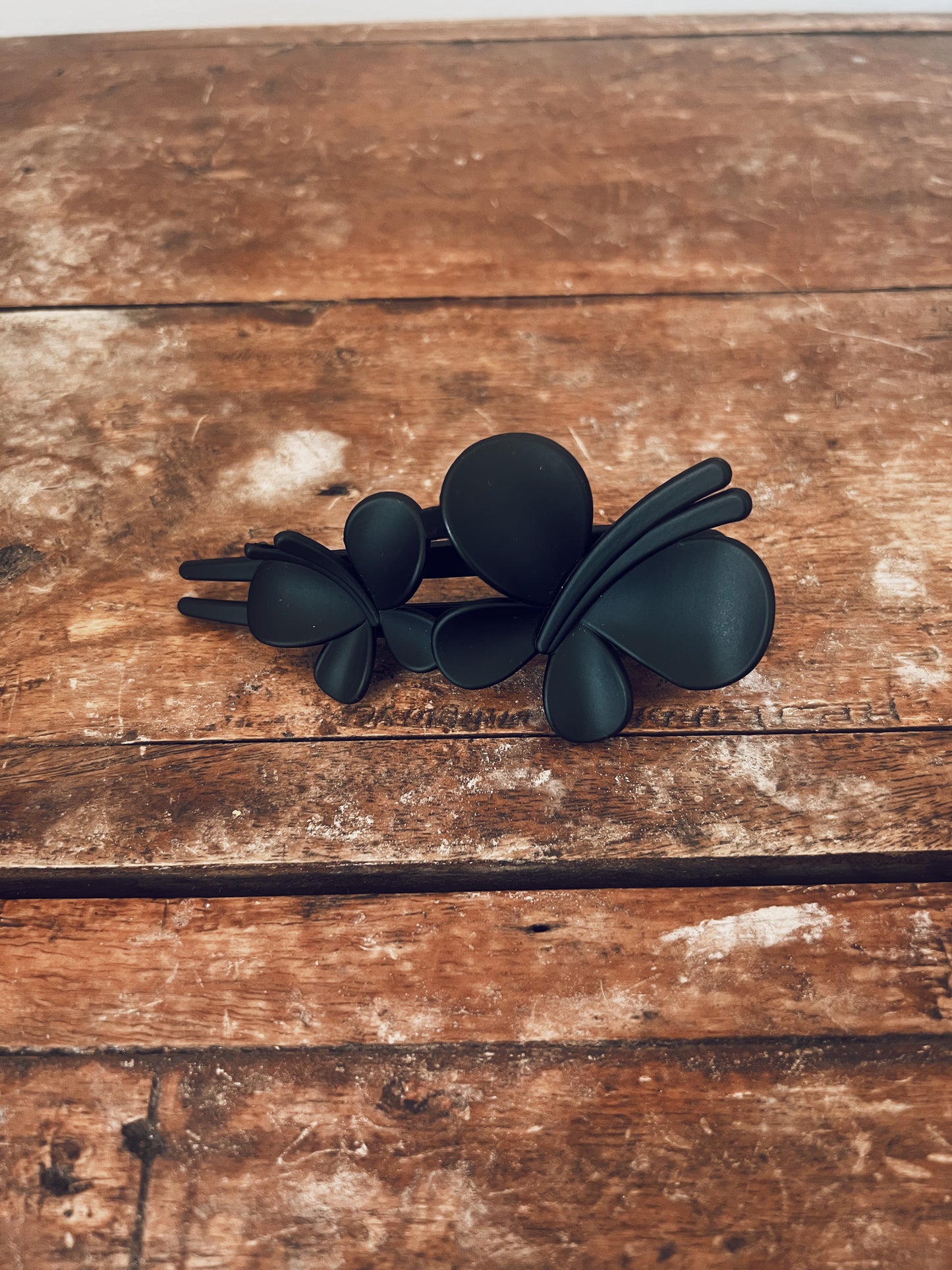 Black Butterfly Clip