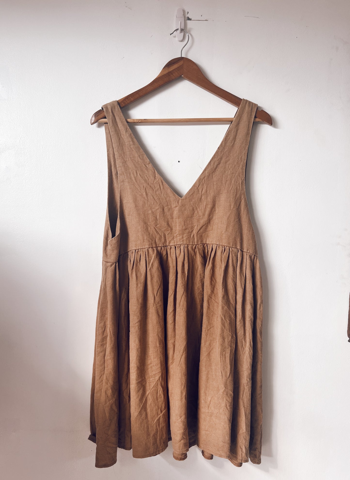Brown Sleeveless Dress