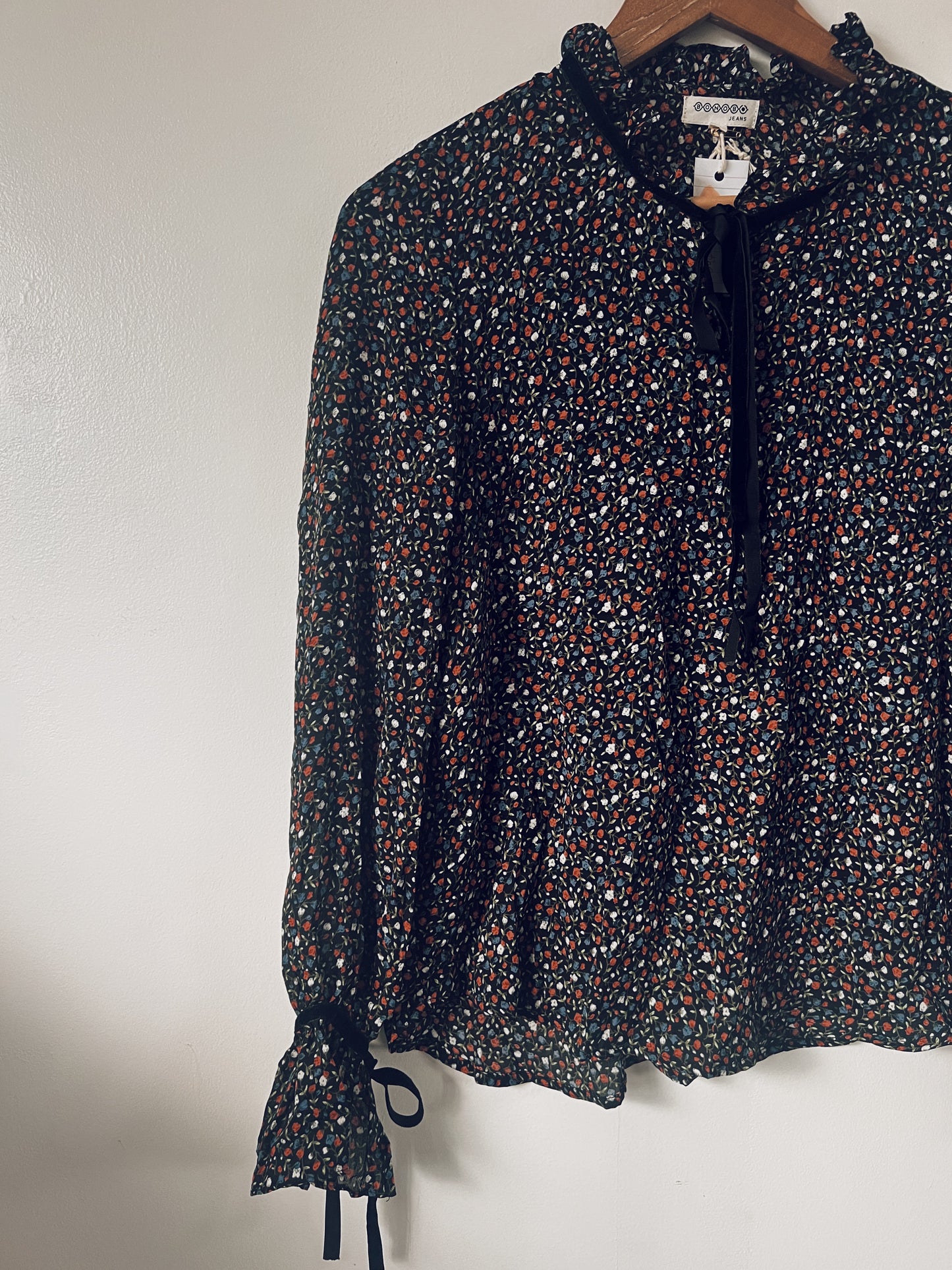 Dainty Floral Black Long Sleeve Blouse