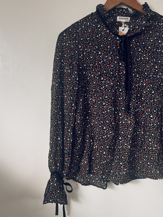 Dainty Floral Black Long Sleeve Blouse