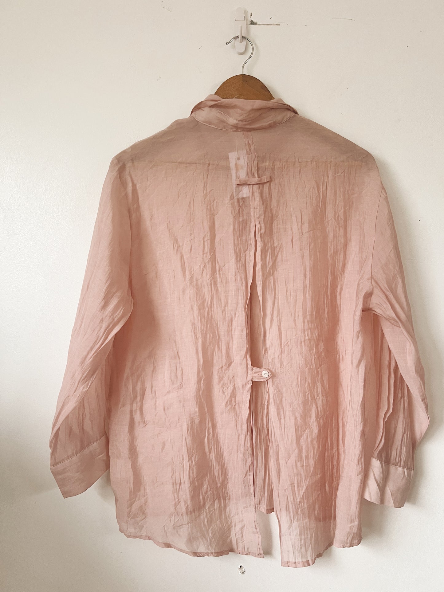 Pink Flowy Open Back Long Sleeve Blouse